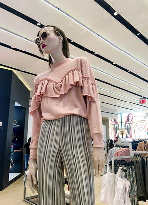 潮流女装与鞋帽品牌推荐 时尚零售指南